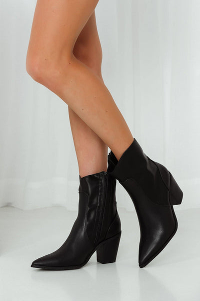 THERAPY Emmett Boots Black | Hello Molly