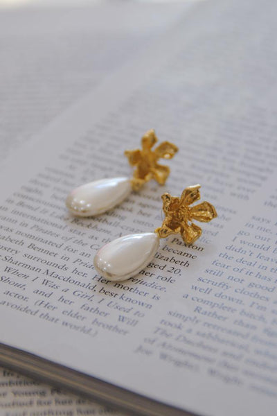 Agapanthus Drop Earrings Gold and White | Hello Molly